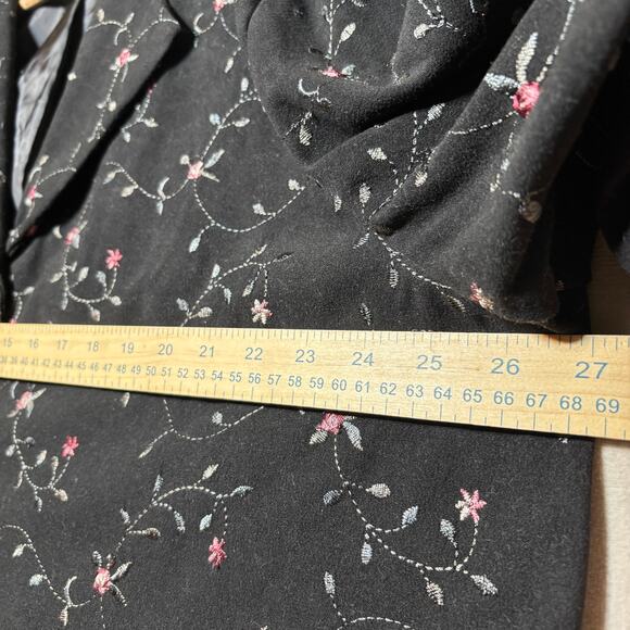 Dressbarn Woman Floral Embroidered Blazer Jacket 3X Black Romantic Cottagecore - Picture 4 of 6